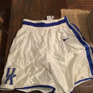 UK (University of Kentucky) Men’s Basketball Shorts, Nike early 1990s